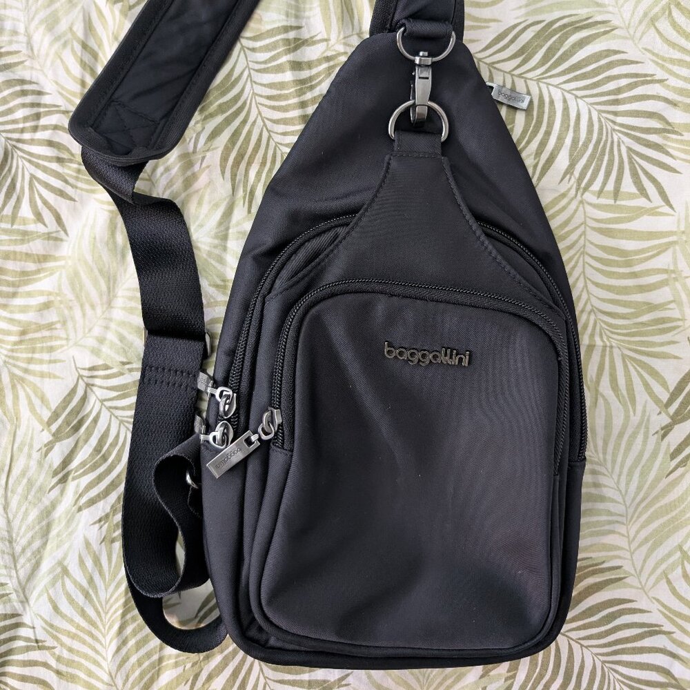 Central Park Sling | Baggallini